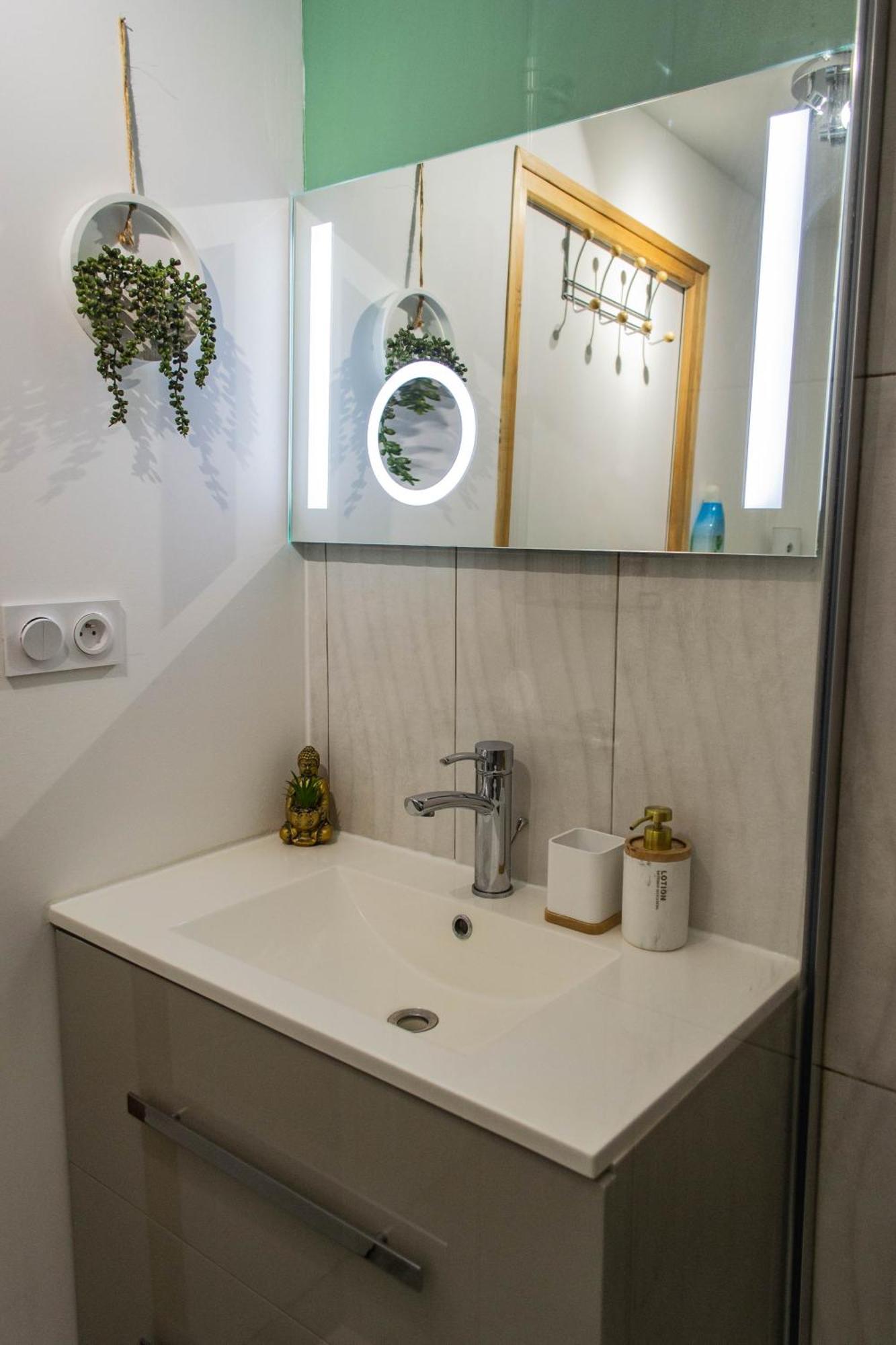 Nid Paisible Apartment Baud Екстериор снимка